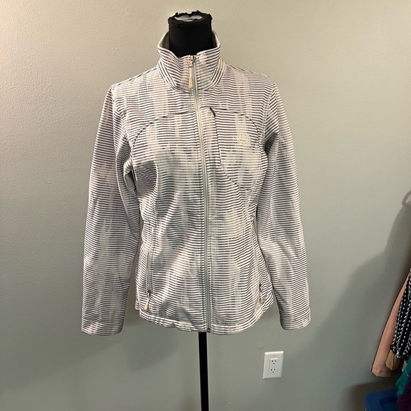 The North Face Women's Gray Striped Ski Jacket - Picture 1 of 7